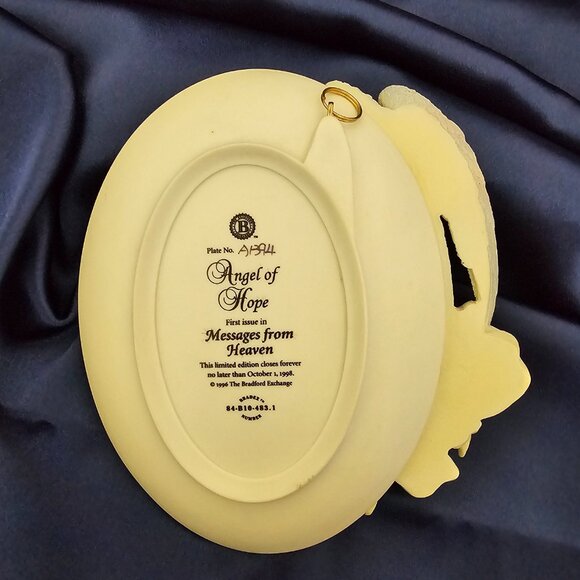 Vtg. Bradford Exchange Angel of Hope Limited Edition Wall Hanging Religious - Picture 4 of 5